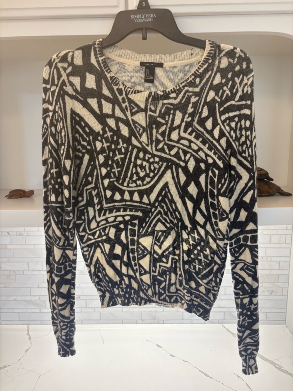 Forever 21 Black and Cream Geometric Crewneck Sweater Size Small